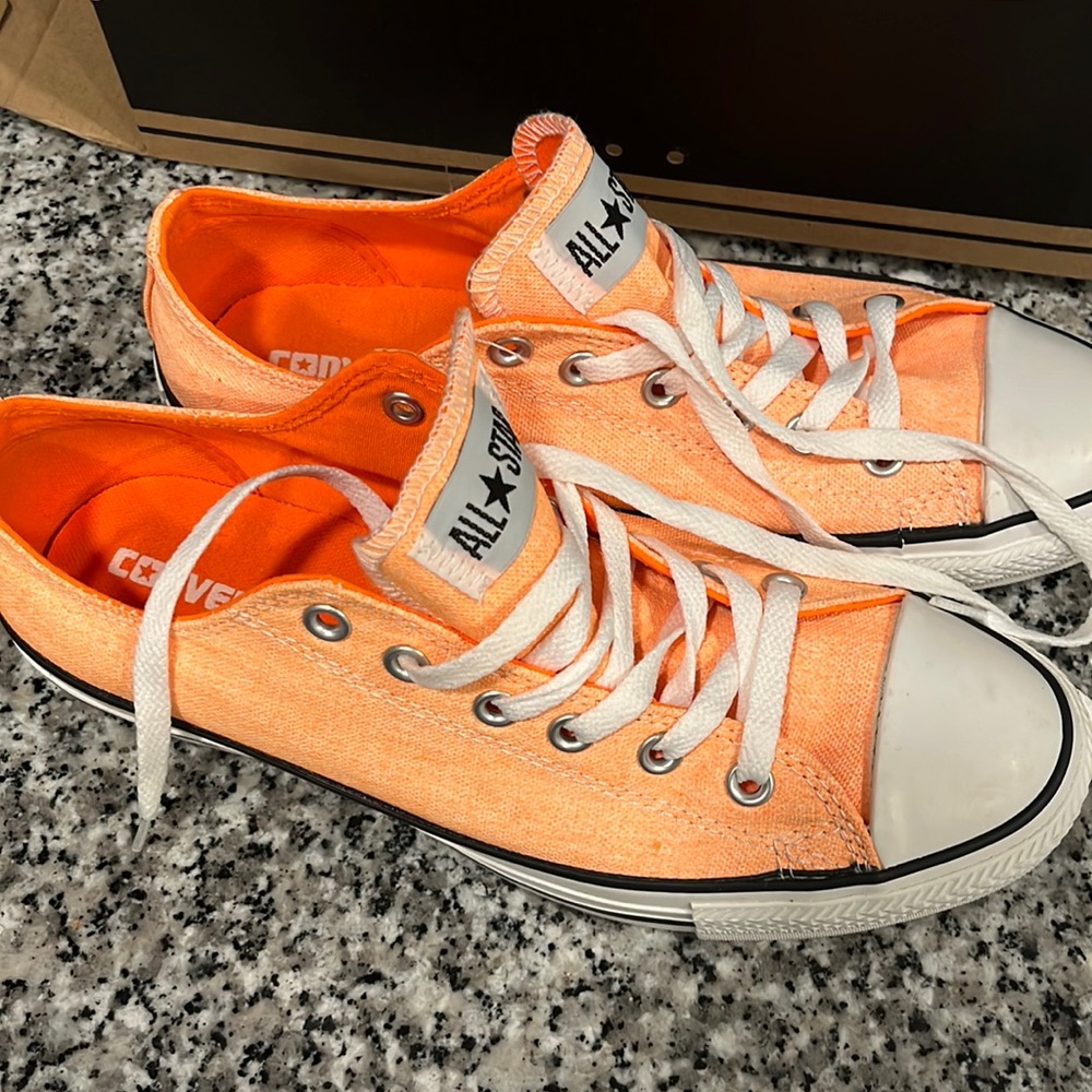 Womens Shoes